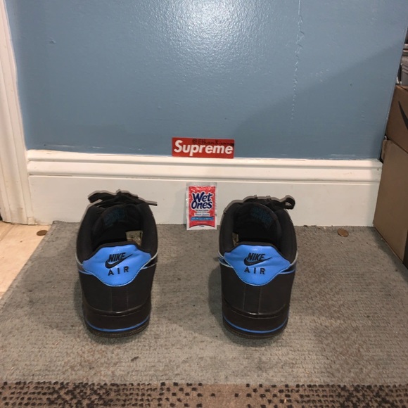 Air Force 07’ 1 black and photo blue. Sz 11 - Picture 4 of 4